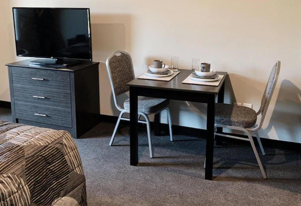WoodSpring Suites Atlanta Airport photo 22