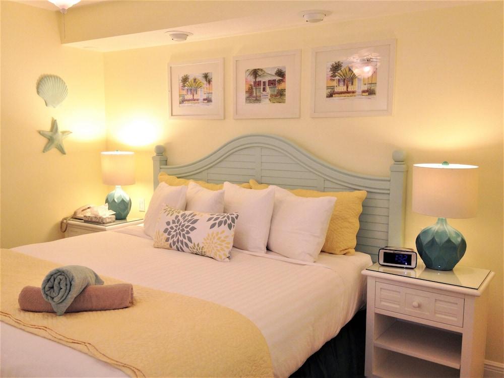 Siesta Palms By the Beach photo 39