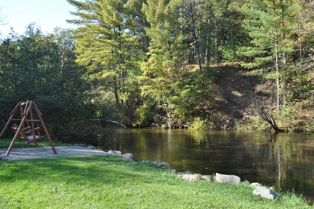 Red Moose Lodge photo 29