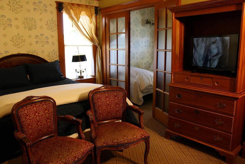 Pacific Grove Inn photo 29