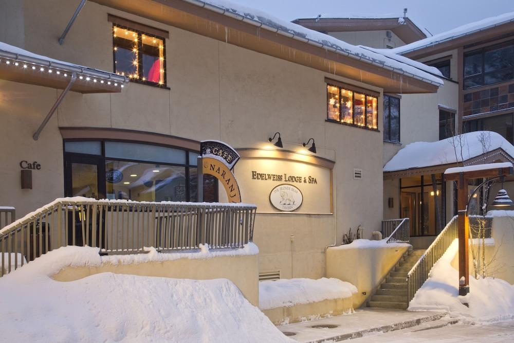 The Edelweiss Lodge and Spa photo 60