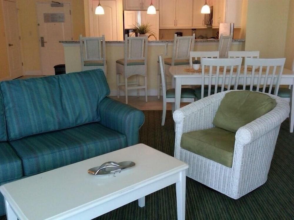 Miramar Condominiums photo 37