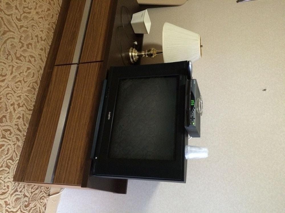 Budget Inn photo 6