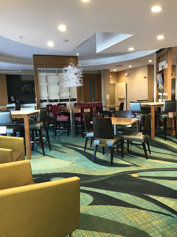 Springhill Suites Wichita Airport photo 6