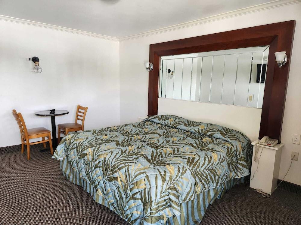Westview Motel photo 5