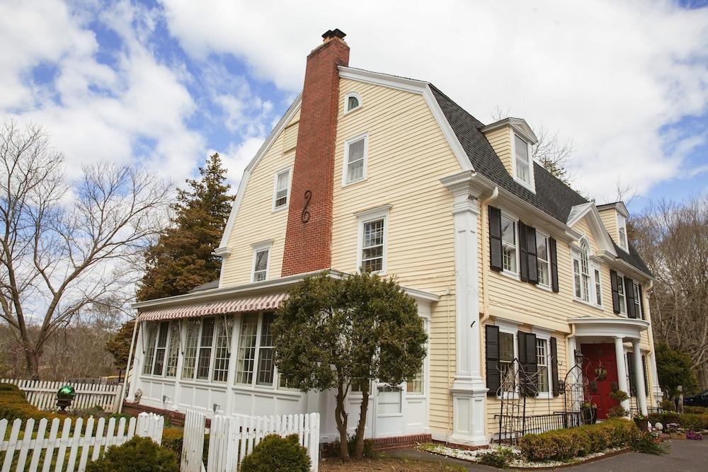 Bee and Thistle Inn photo 36