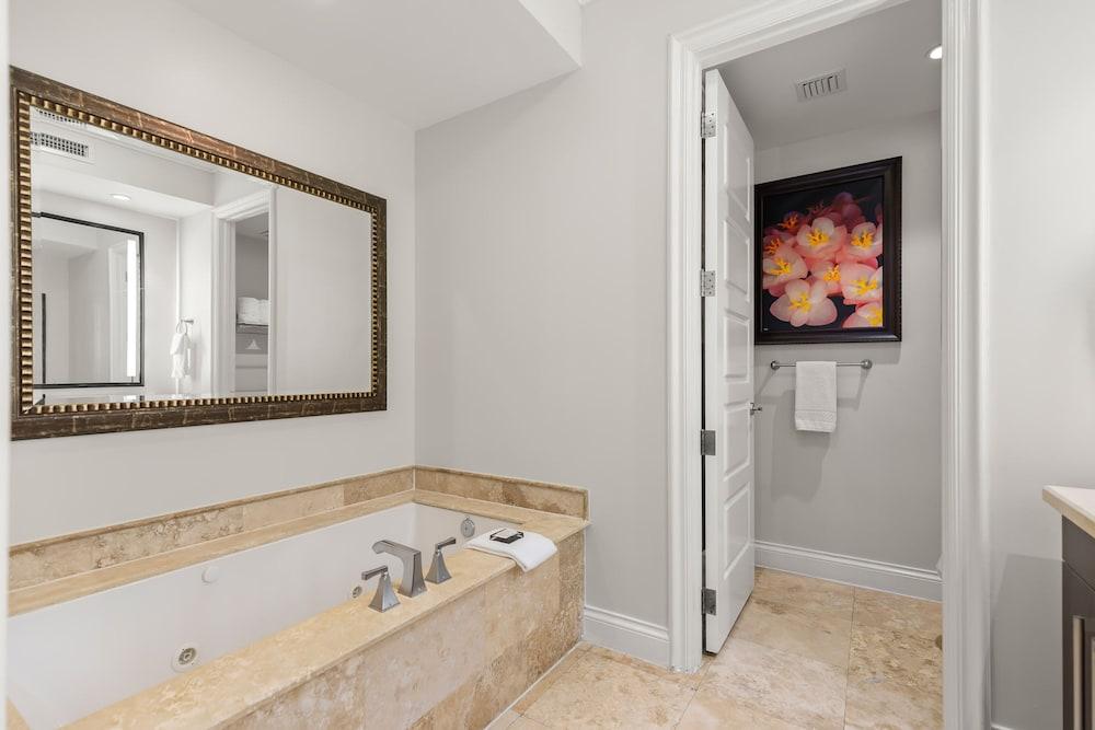 Resort View 1BR Suite photo 5