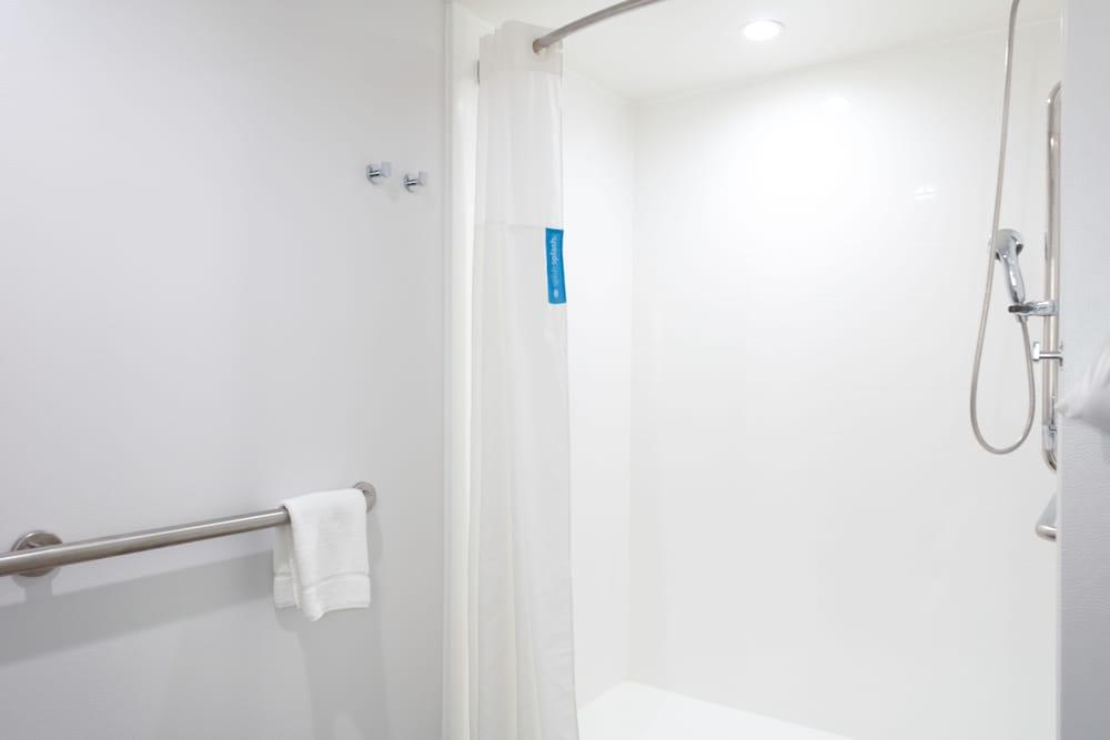 Hampton Inn & Suites Arlington Crystal City DCA photo 17