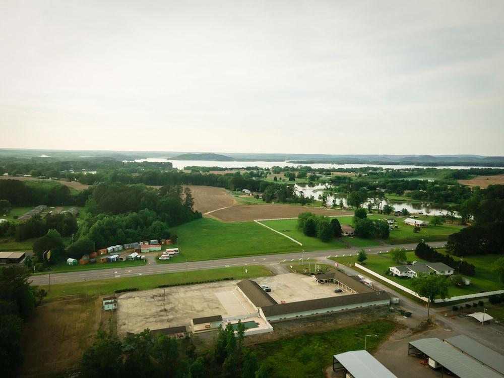 Weiss Lake Lodge photo 26