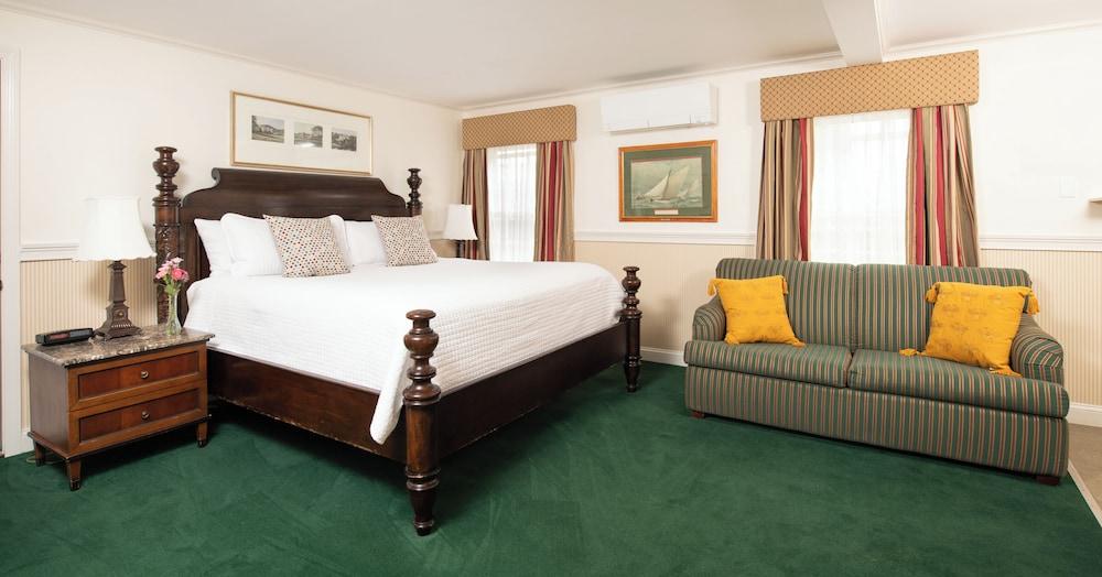 Americas Cup Inn photo 62
