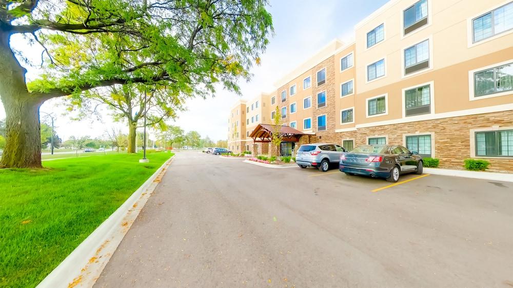 Staybridge Suites Ann Arbor- Univ of Michigan by IHG photo 40
