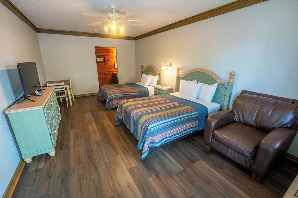 Fishtale Lodge photo 16