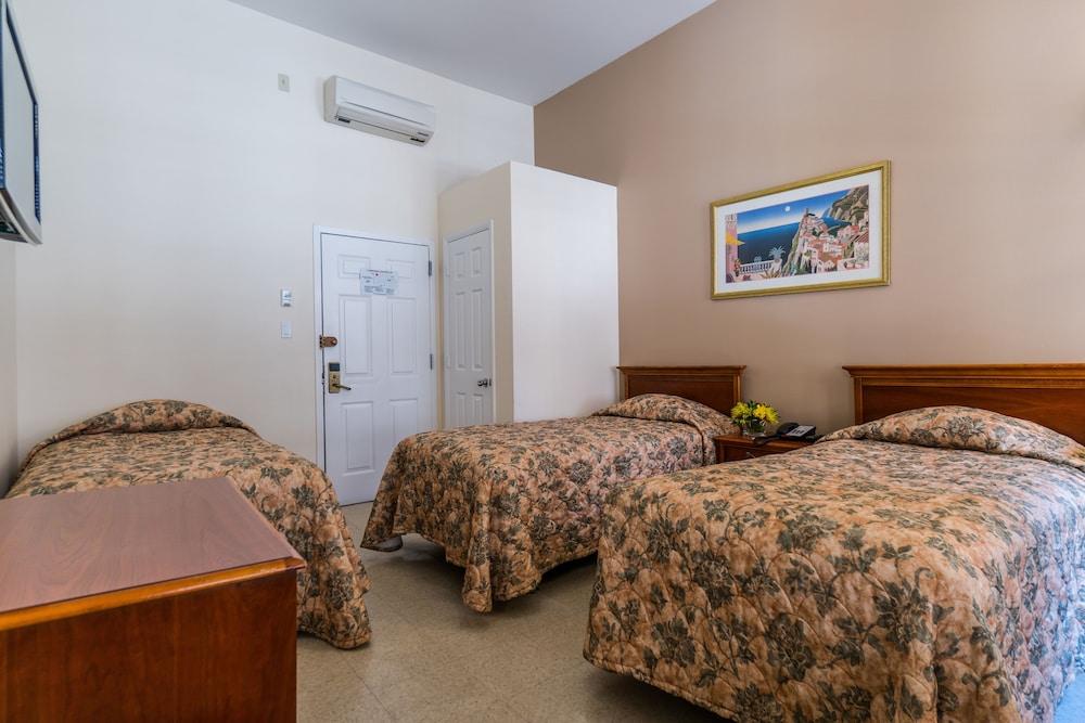 Americana Inn photo 39