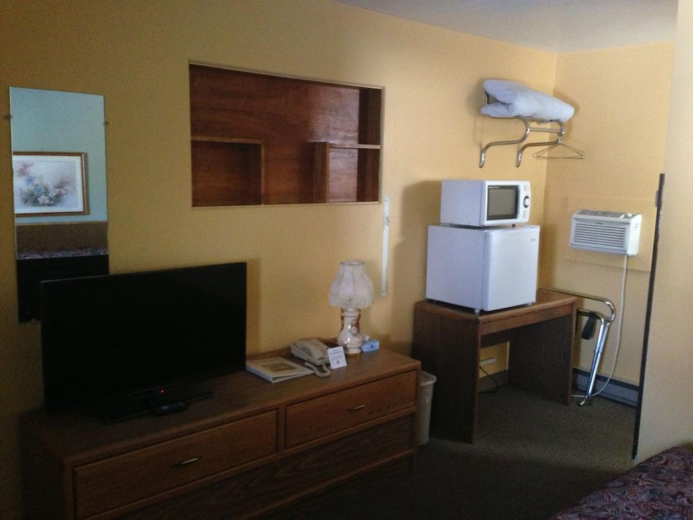 Jamestown Motel photo 5