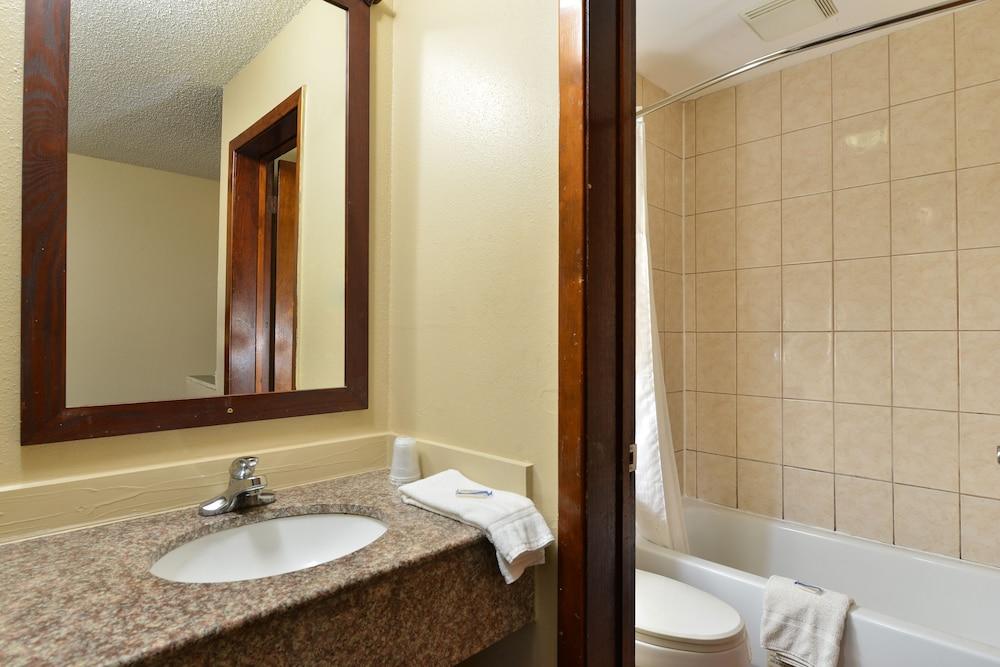 LaPlace Motel photo 12
