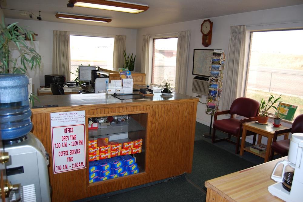 Budget Host 254 Inn Loveland photo 2