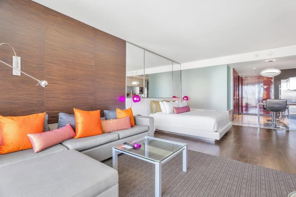 Ava's Suite 37th FLR PALMS PLACE photo 13