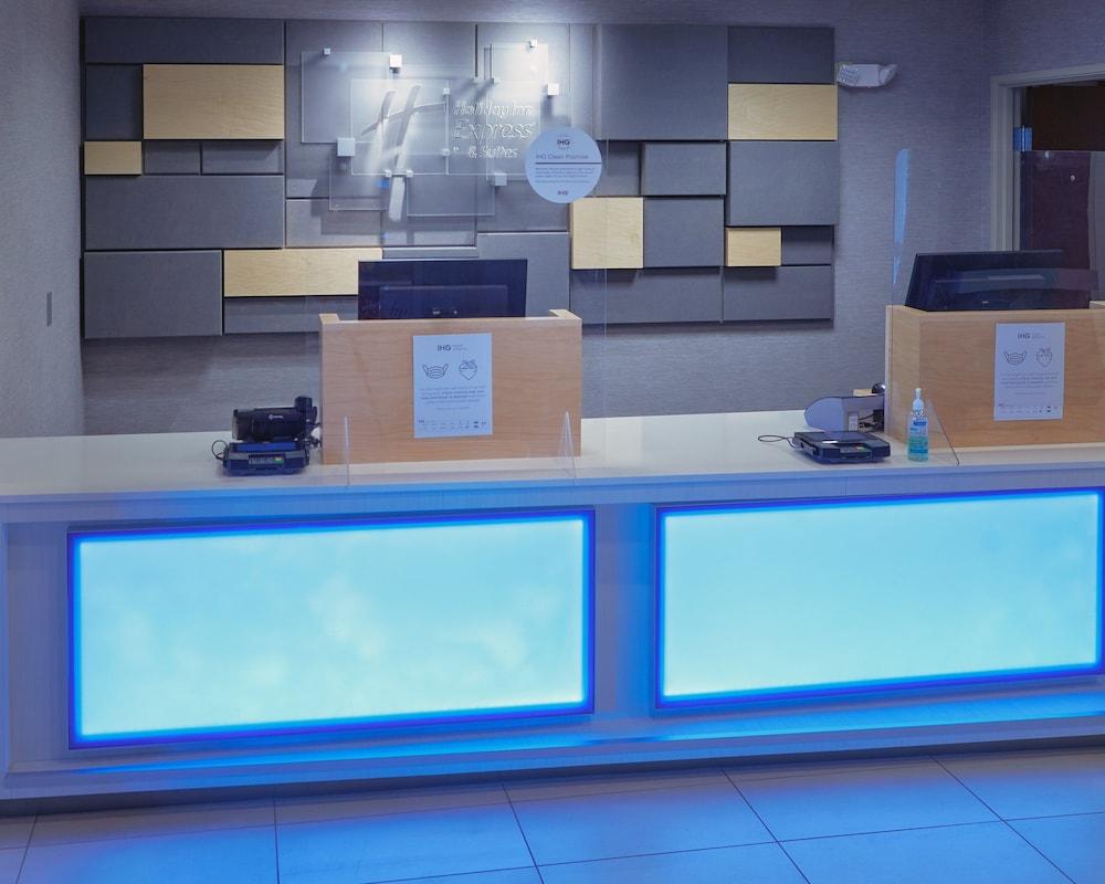 Holiday Inn Express & Suites Akron Regional Airport Area by IHG photo 35