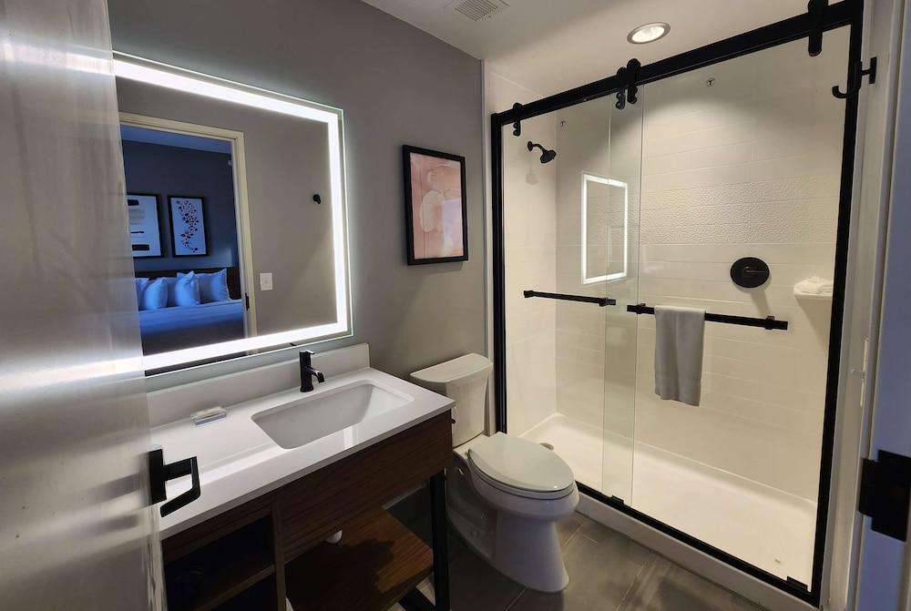 Hawthorn Extended Stay by Wyndham Del Rio photo 26