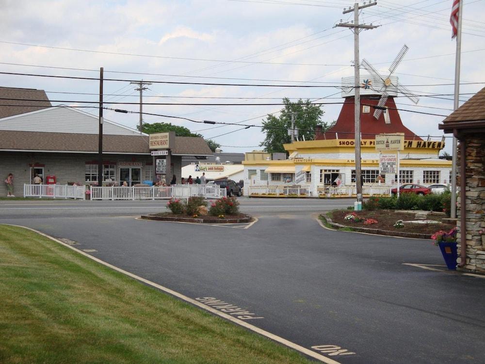 Soudersburg Motel photo 42