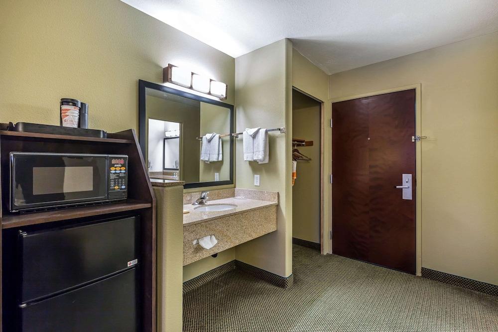 Quality Inn Washington - St. George North photo 16