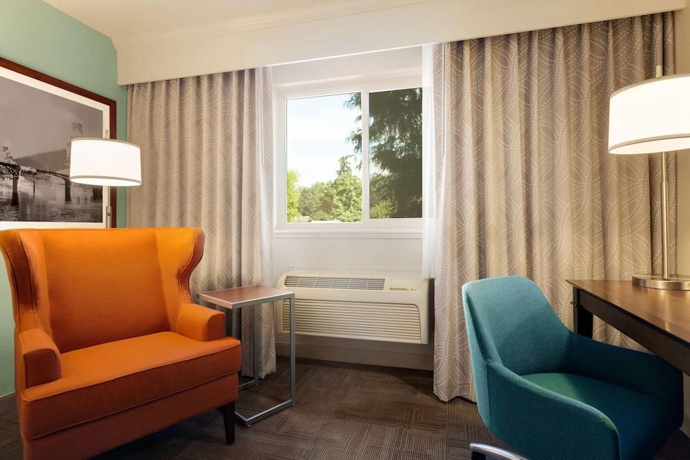 Hampton Inn Clackamas photo 23