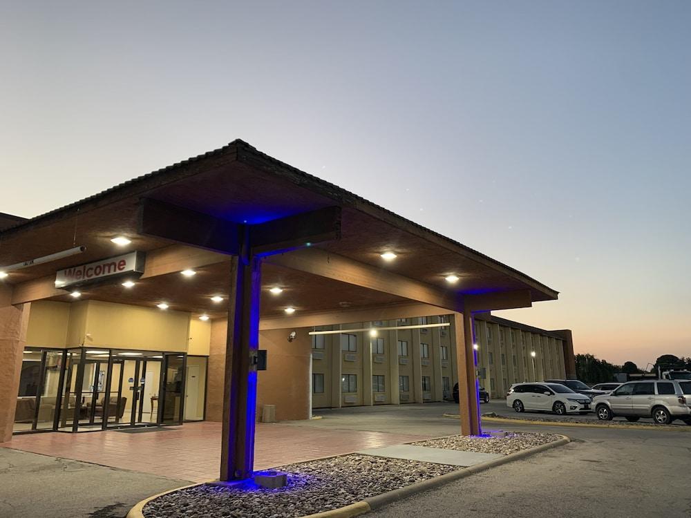 Travelodge by Wyndham Odessa photo 24