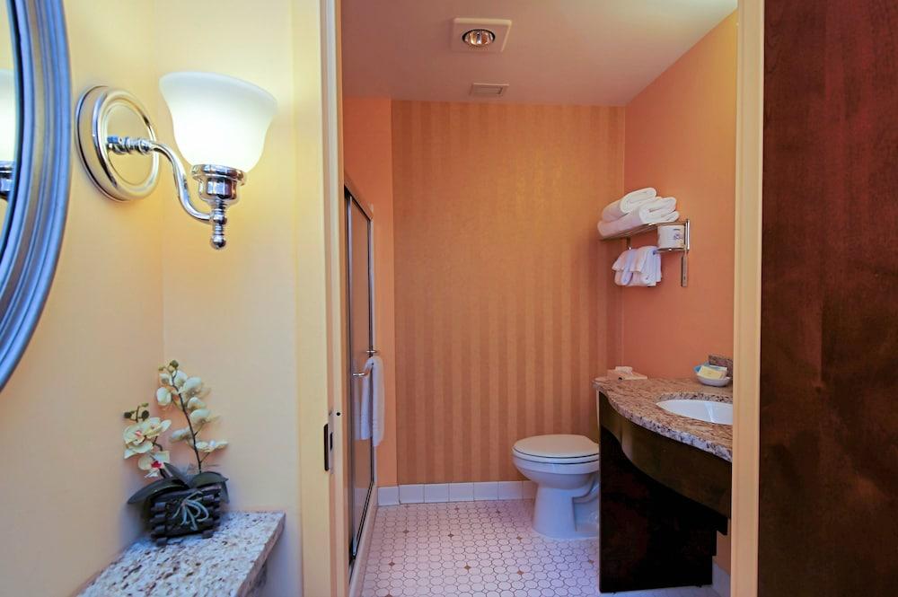 Main Street Inn photo 36