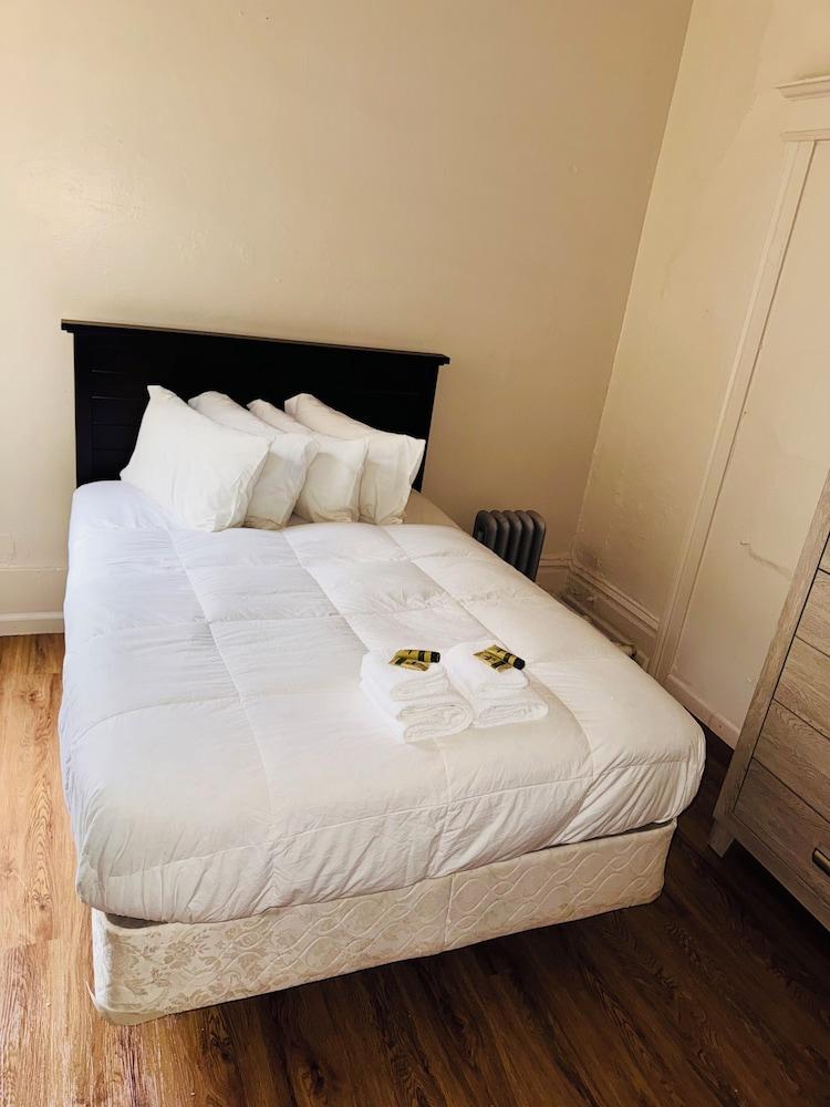 Riviera hotel photo 3