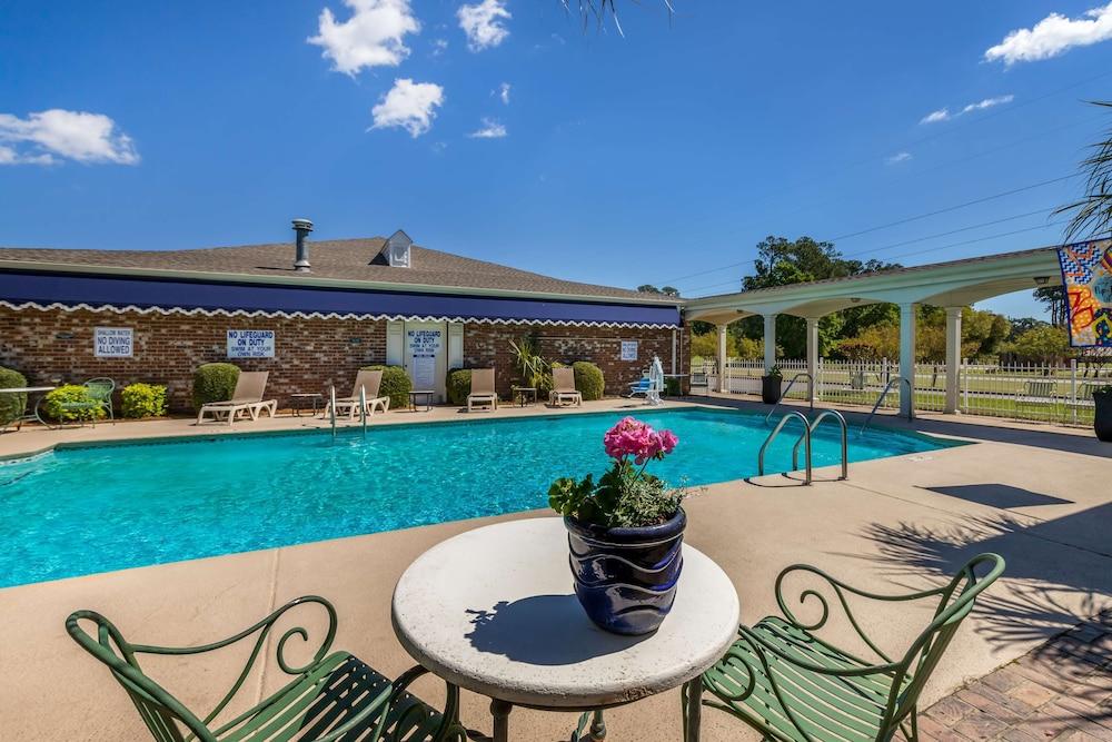 Best Western Plus Santee Inn photo 29