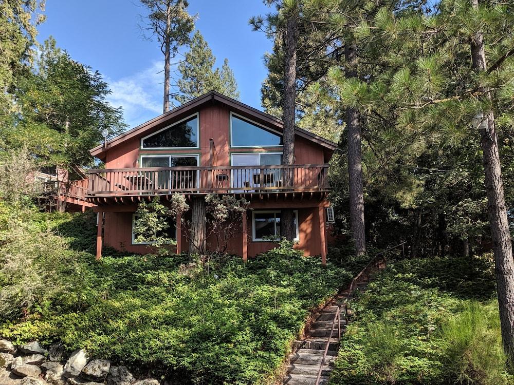 The Pines Resort photo 59