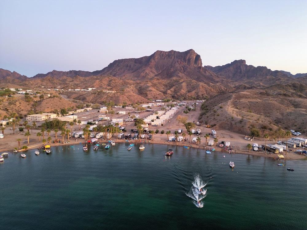 Black Meadow Landing photo 7