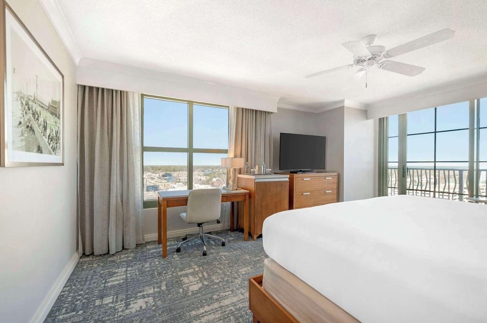 Hilton Virginia Beach Oceanfront photo 67