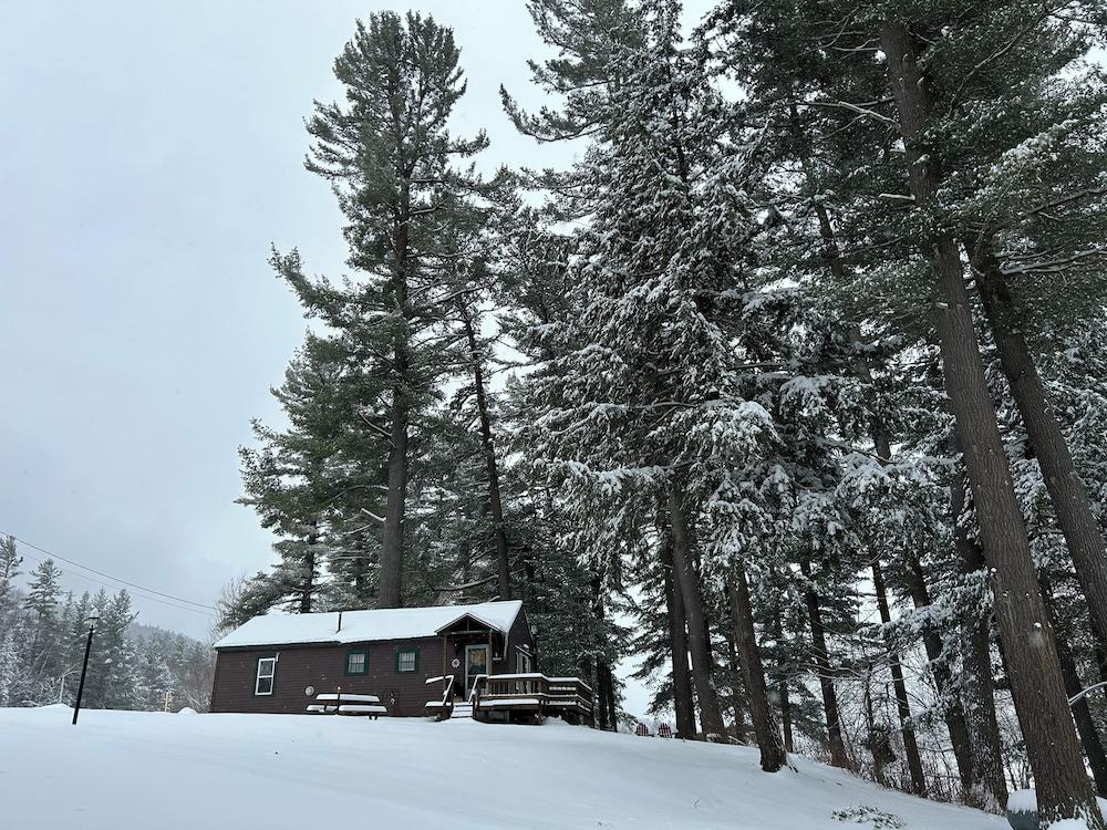 Paddler's Rest Lakeside Cabins and Hotel photo 40