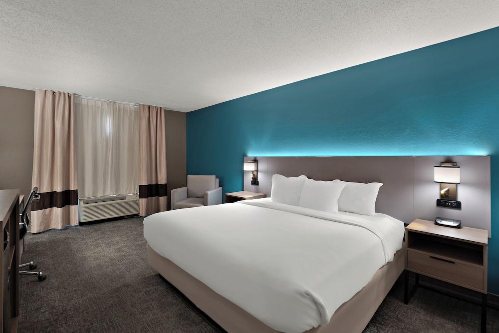 Comfort Inn & Suites Santee photo 7