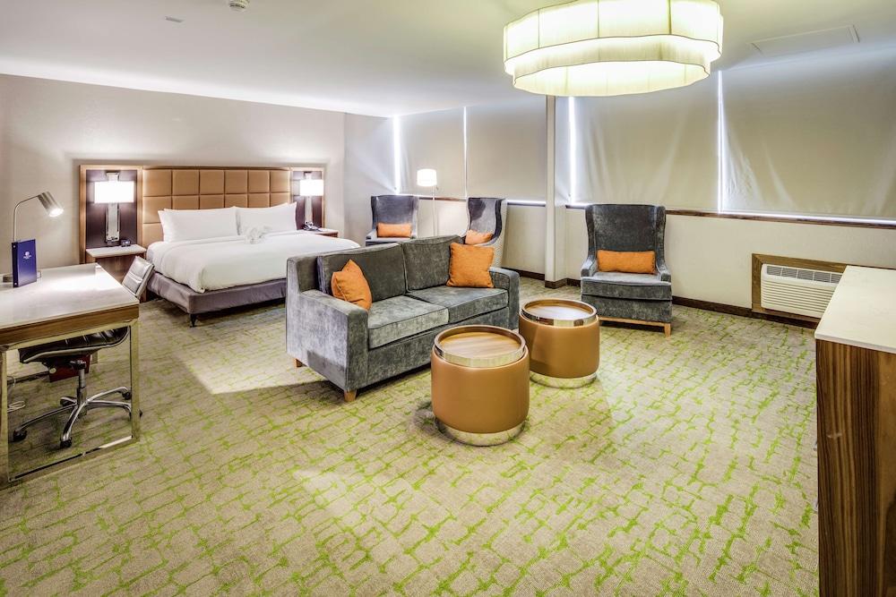 DoubleTree by Hilton Huntington photo 16