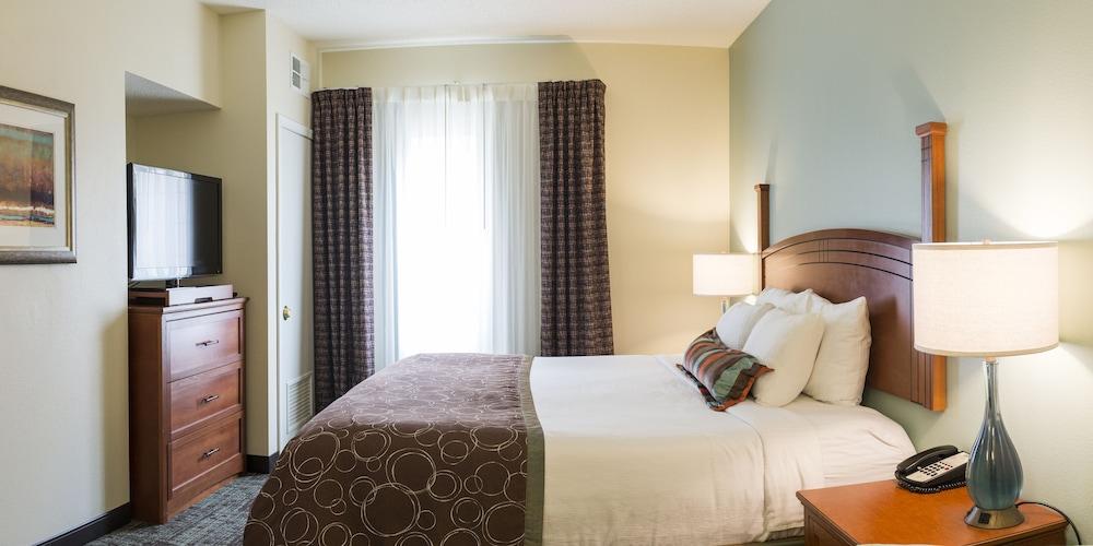 Staybridge Suites Fargo by IHG photo 51