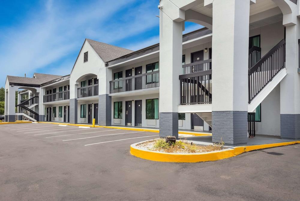 Econo Lodge Mobile Airport Blvd. photo 24