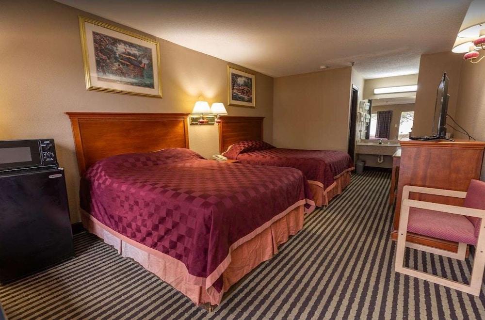 Americas Best Inn - Eureka photo 6