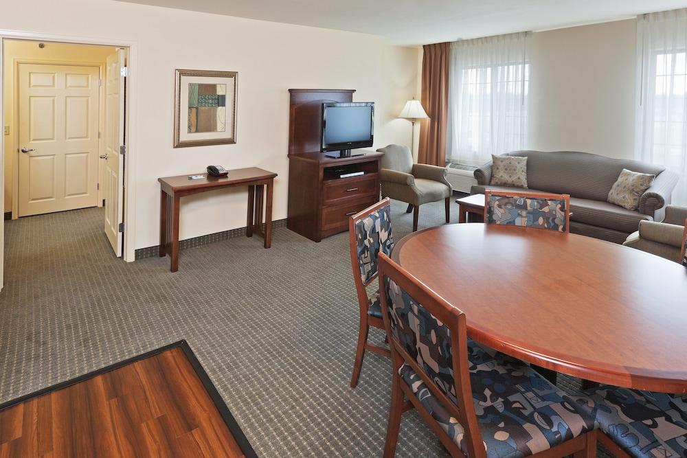 Staybridge Suites Wichita by IHG photo 12
