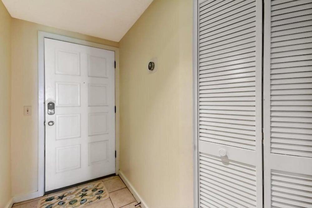 1606 Sea Dunes photo 27