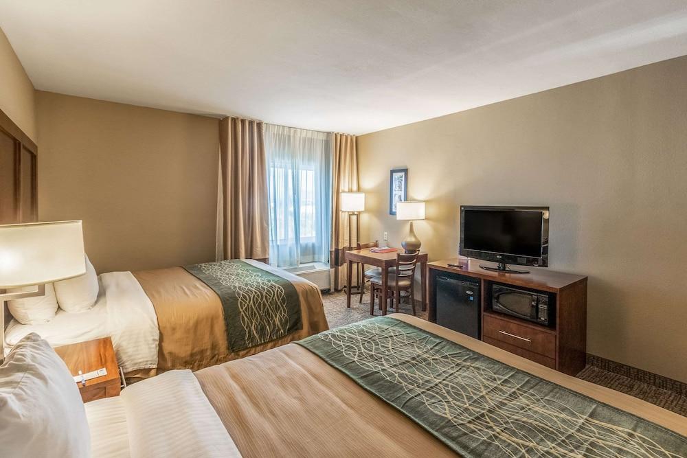Comfort Inn Tucson Central photo 18