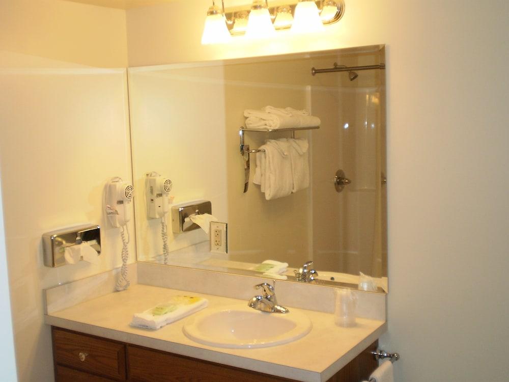 Hotel Millersburg photo 79