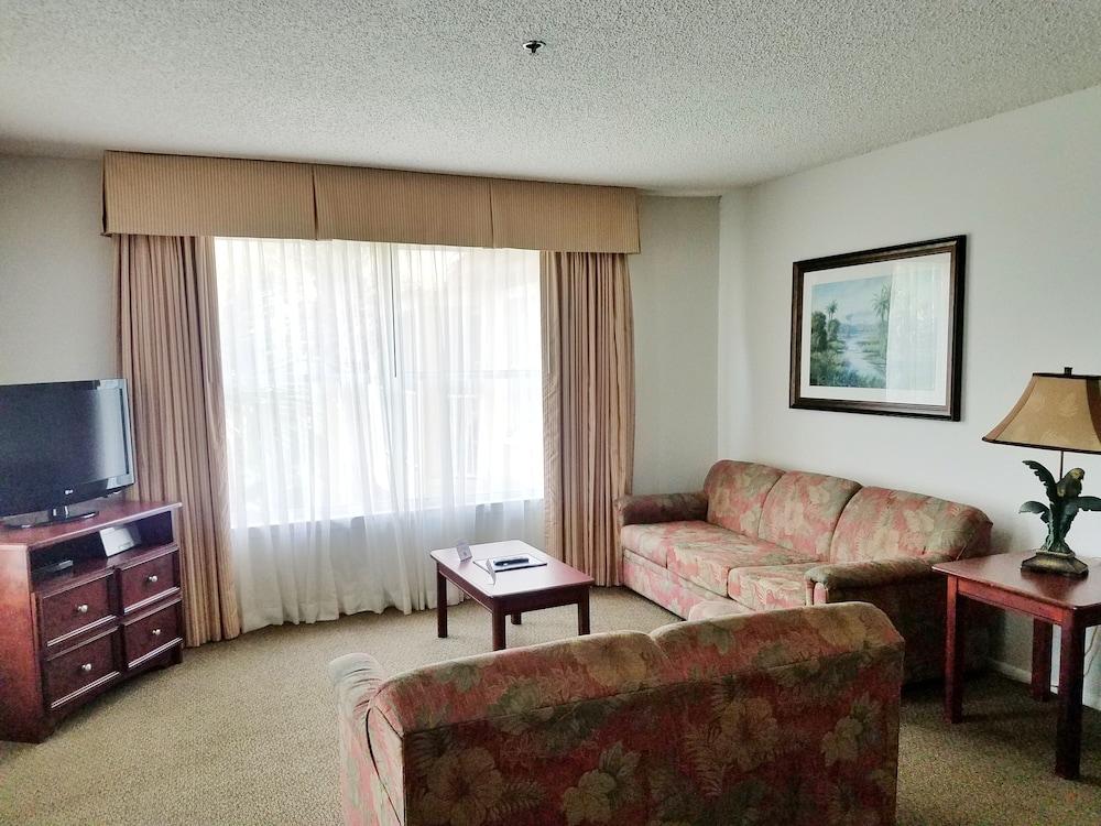 Parc Corniche Condominium Suite Hotel photo 2