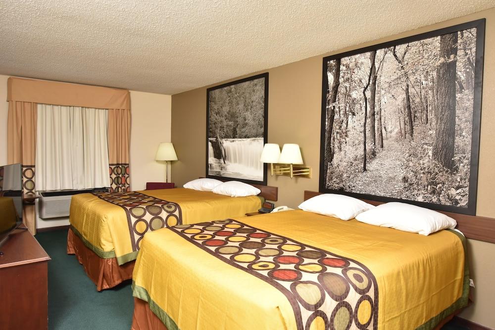 Super 8 by Wyndham Springfield/Battlefield photo 30