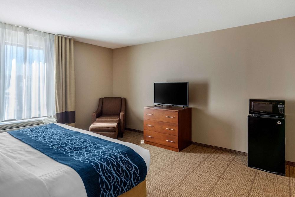 Comfort Inn South Chesterfield - Colonial Heights photo 11