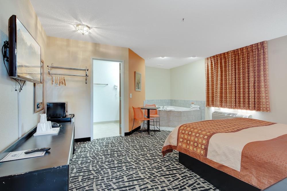 North Town Inn & Suites photo 12