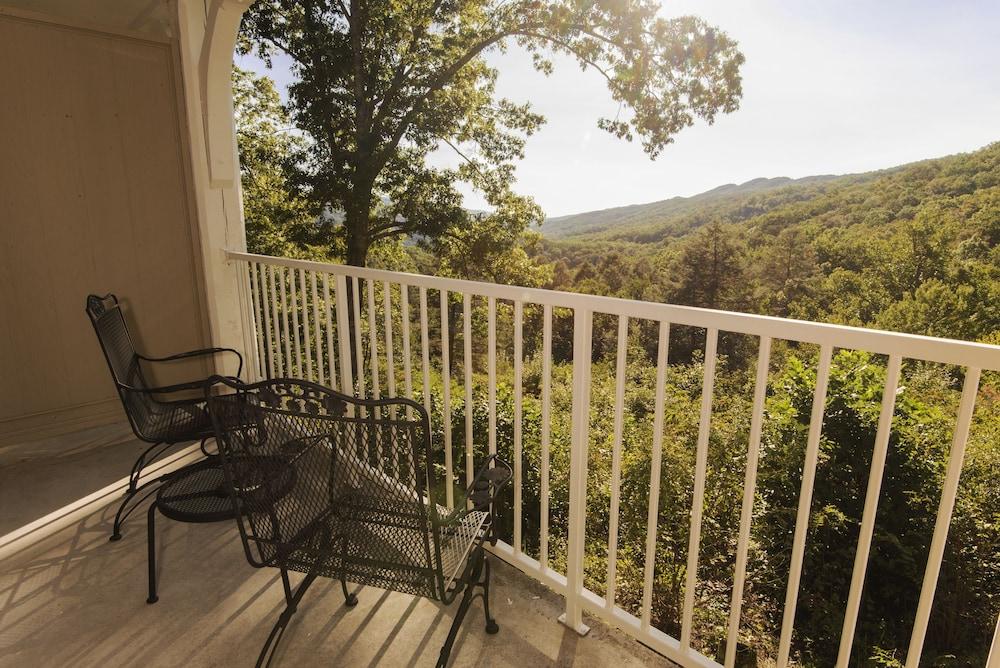 Pine Mountain State Resort Park photo 61
