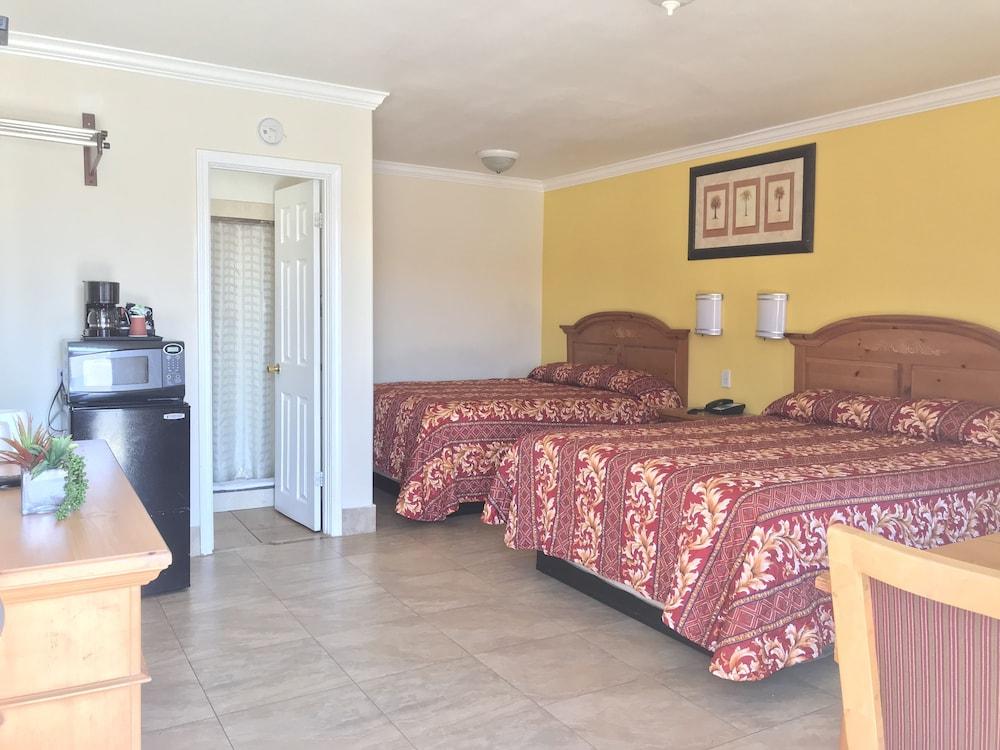 El Rancho Dolores Motel at Joshua Tree National Park photo 8
