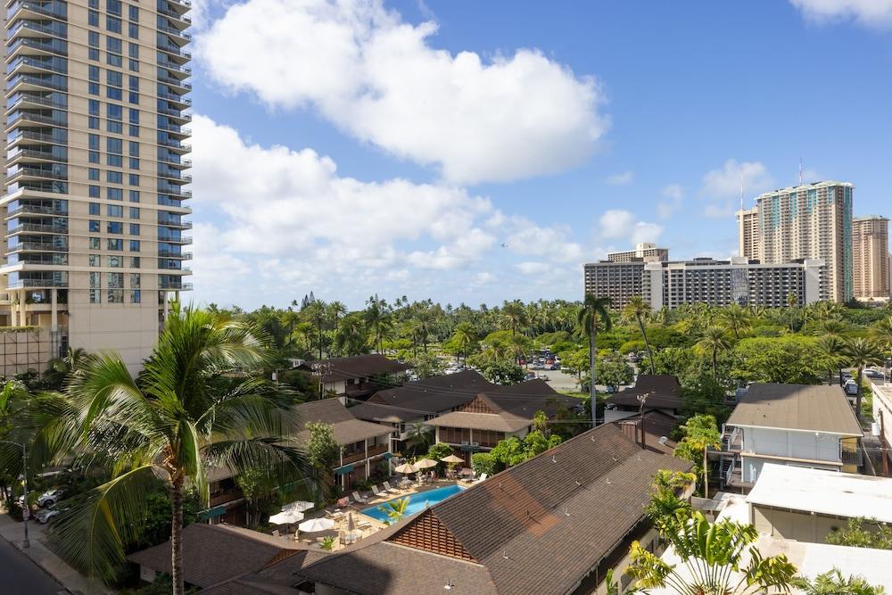 Regency on Beachwalk Waikiki by OUTRIGGER photo 21
